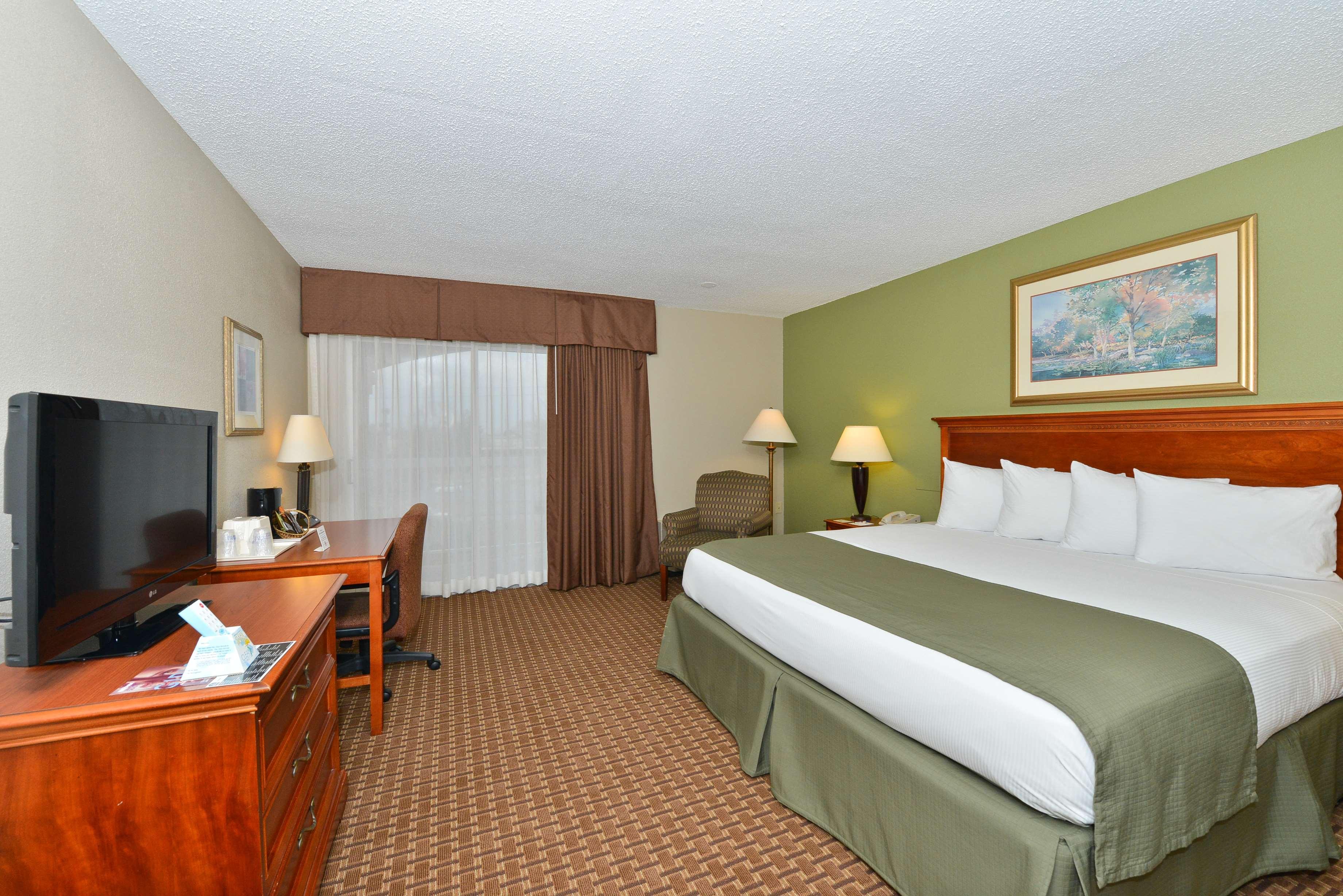 Surestay Plus Hotel By Best Western Raleigh North Downtown Εξωτερικό φωτογραφία