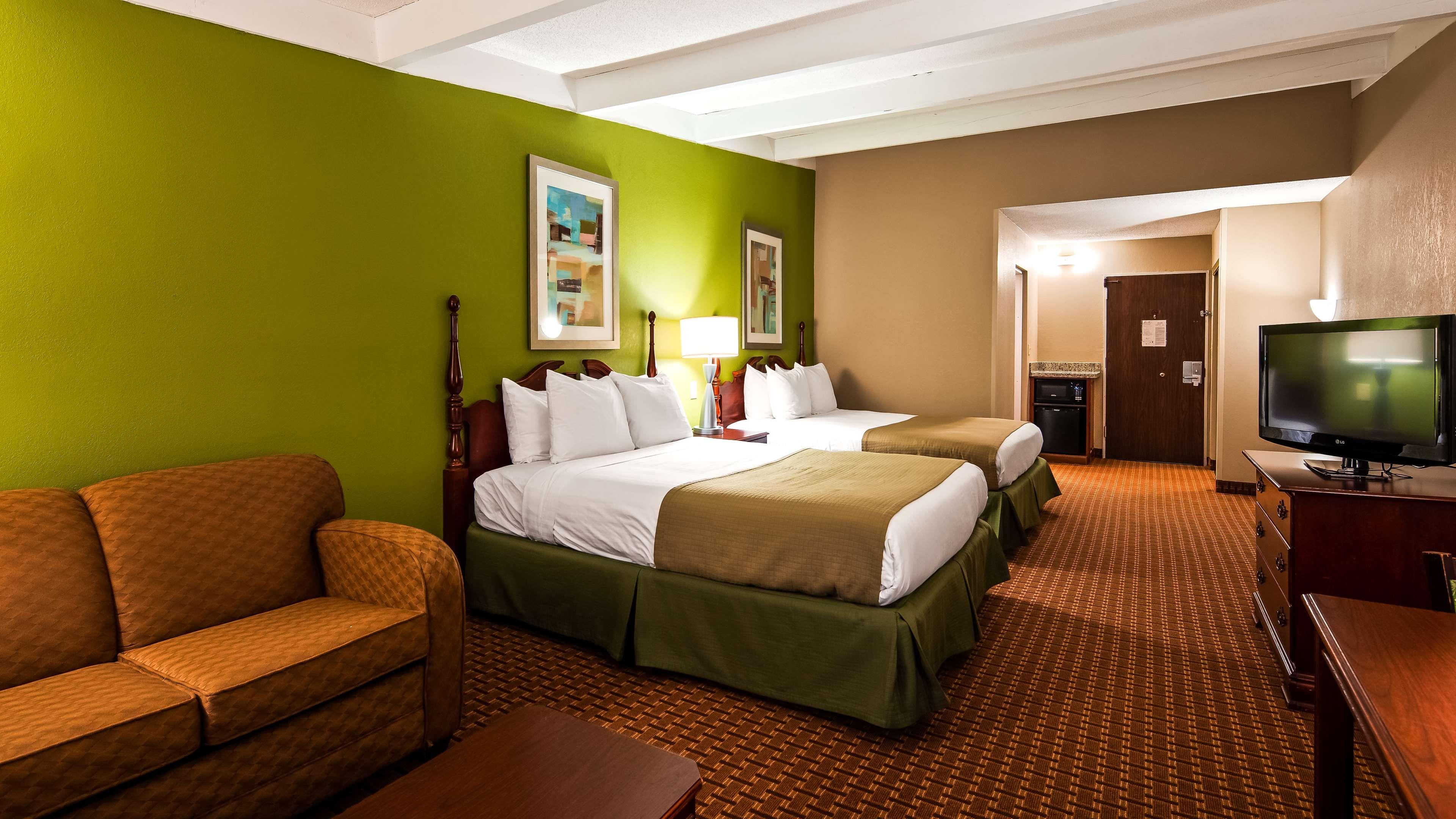Surestay Plus Hotel By Best Western Raleigh North Downtown Εξωτερικό φωτογραφία