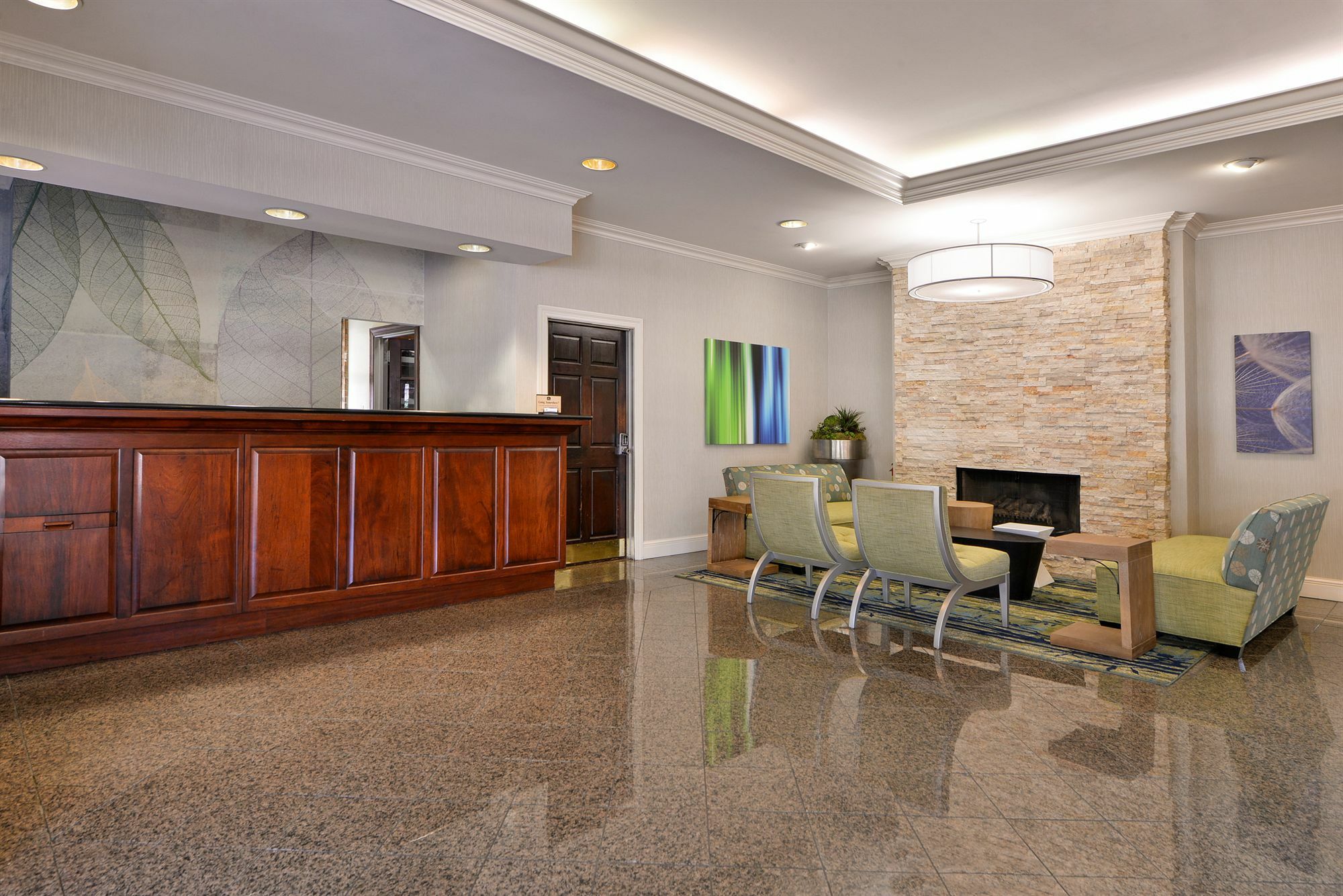 Surestay Plus Hotel By Best Western Raleigh North Downtown Εξωτερικό φωτογραφία