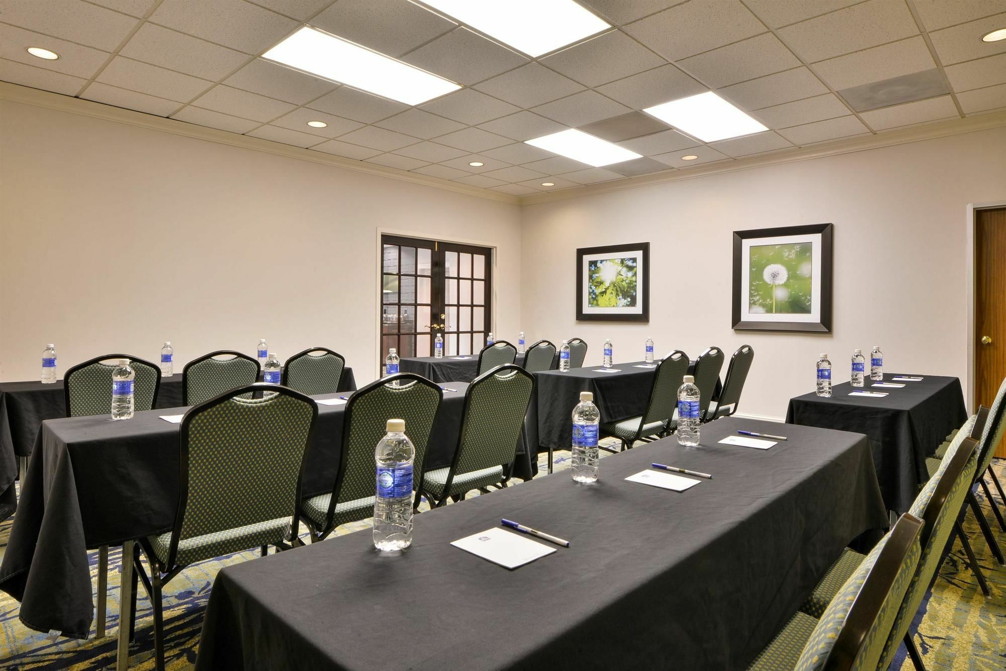 Surestay Plus Hotel By Best Western Raleigh North Downtown Εξωτερικό φωτογραφία