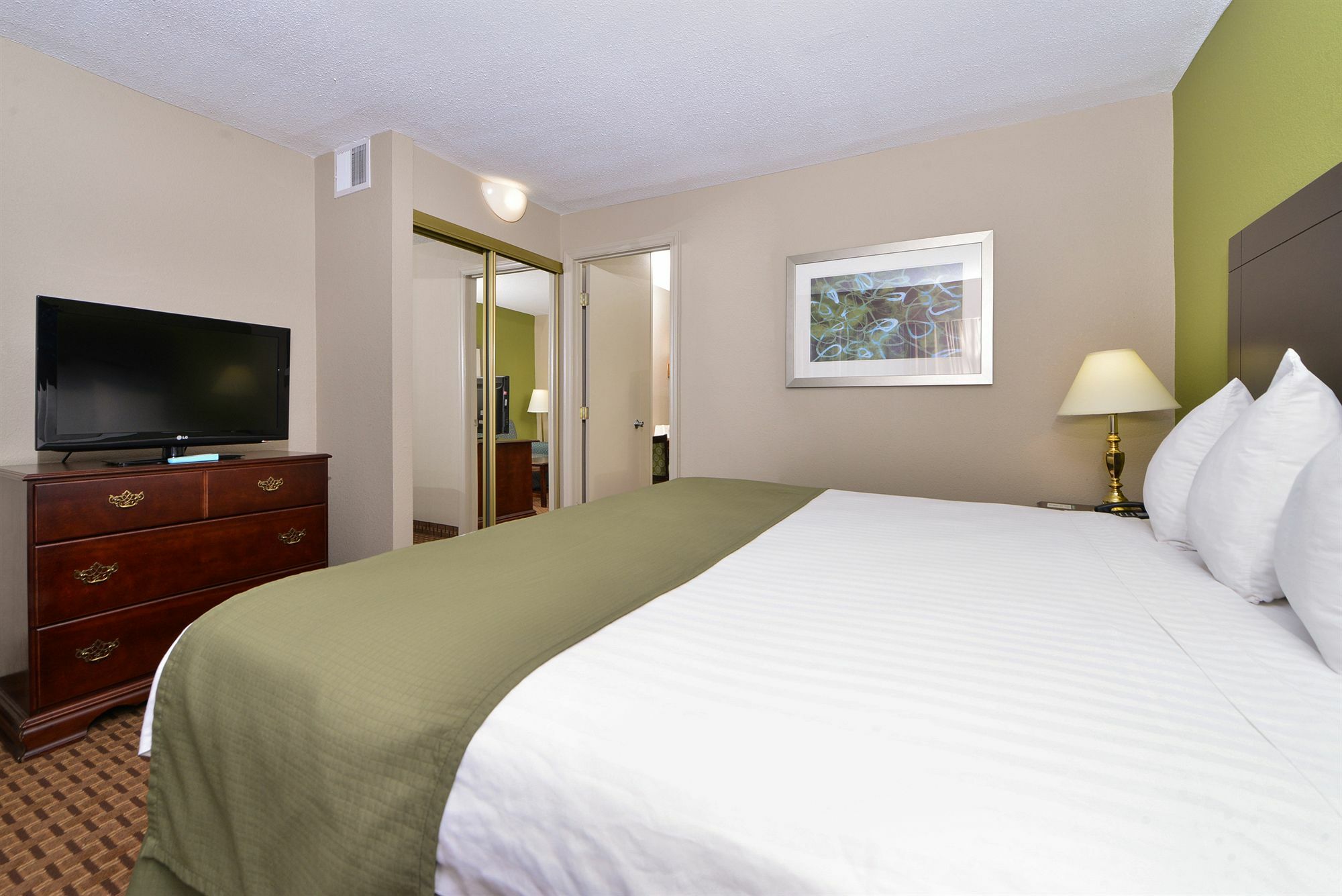 Surestay Plus Hotel By Best Western Raleigh North Downtown Εξωτερικό φωτογραφία